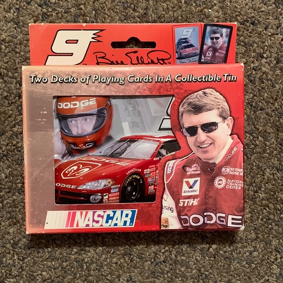 NWOT Bill Elliott playing cards with collectible tin - Picture 1 of 4